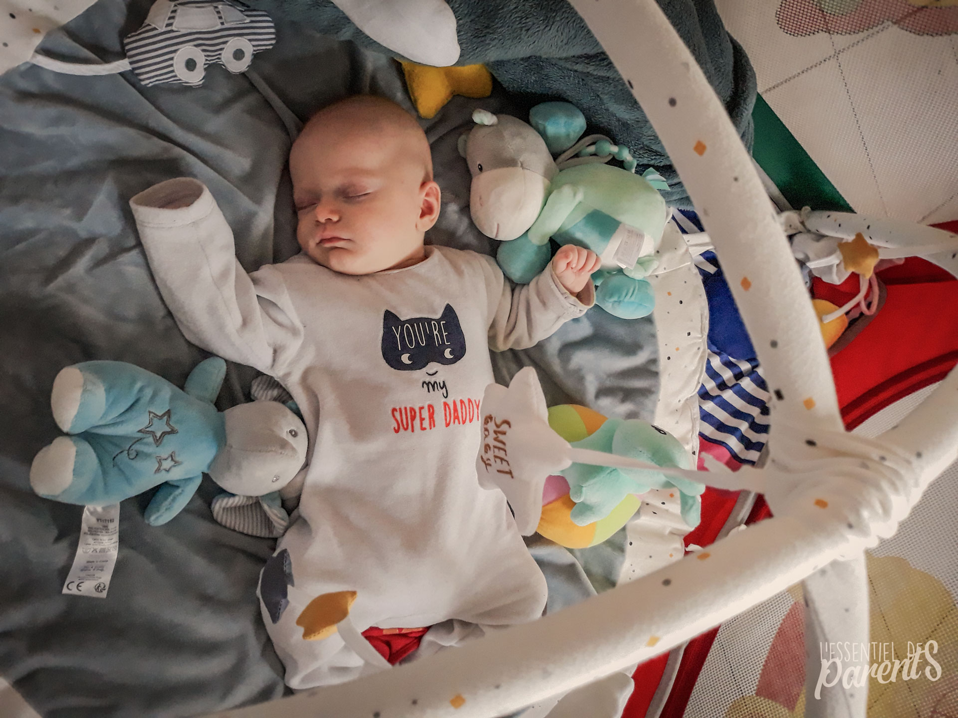 7 Activités simples avec un bébé de 2 mois L